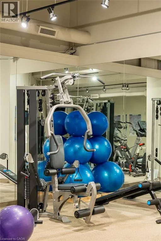 66 BAY Street S Unit# 613, #613