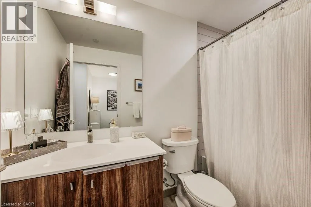 15 WELLINGTON Street S Unit# 904, #904