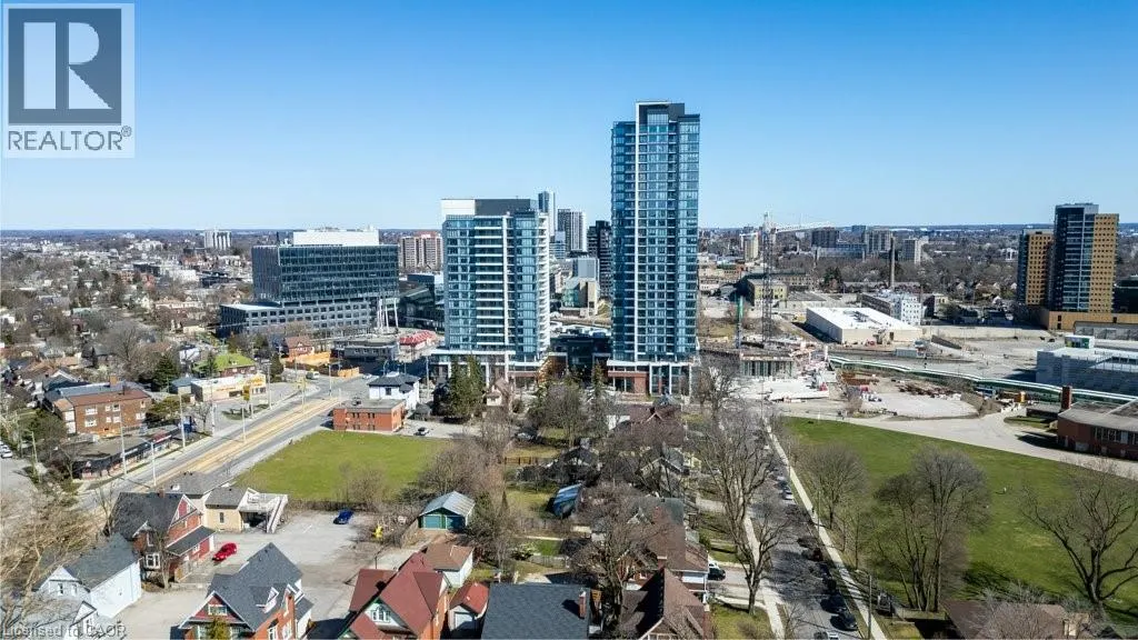 15 WELLINGTON Street S Unit# 904, #904