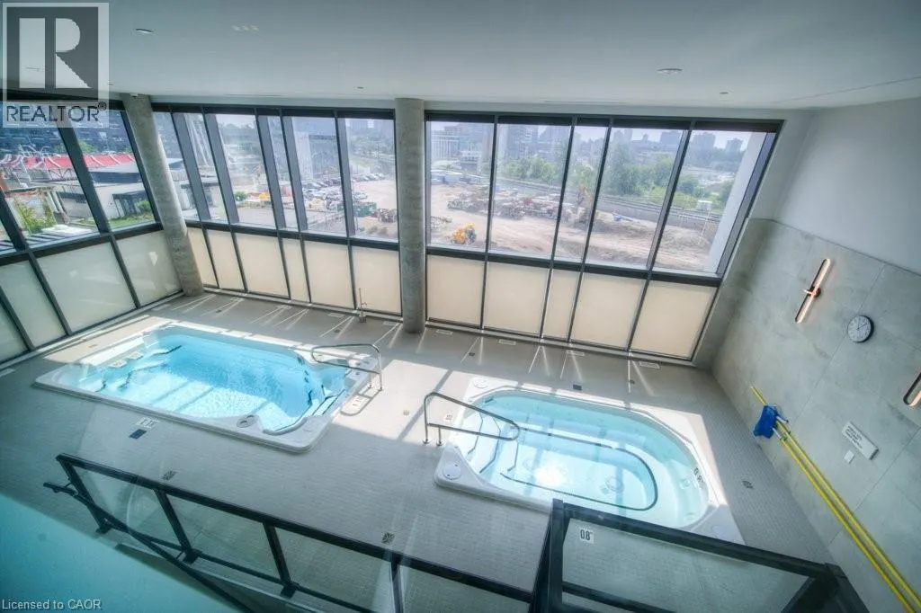 15 WELLINGTON Street S Unit# 904, #904