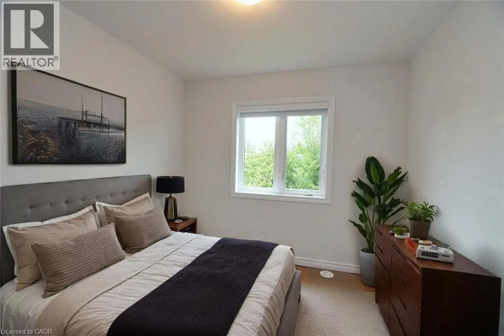 187 WILSON Street W Unit# 4, #4