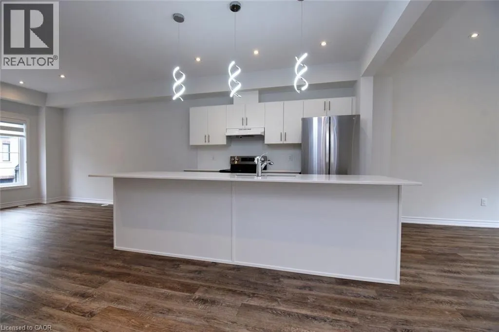 187 WILSON Street W Unit# 4, #4