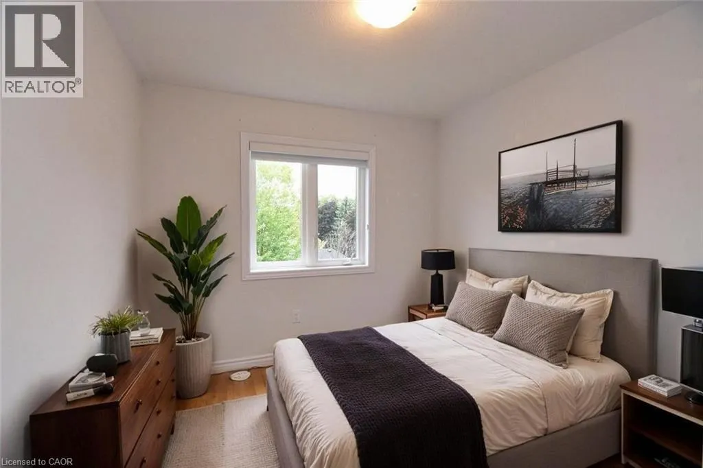 187 WILSON Street W Unit# 4, #4