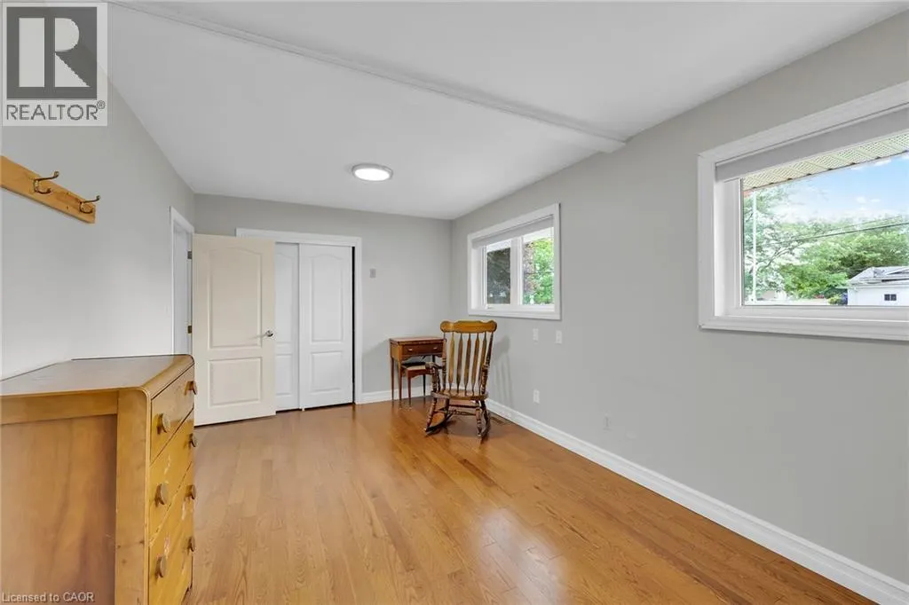 4889 CHERRYWOOD Drive