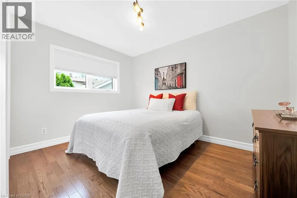 4889 CHERRYWOOD Drive