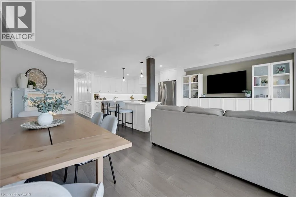 4201 LONGMOOR Drive Unit# 2, #2