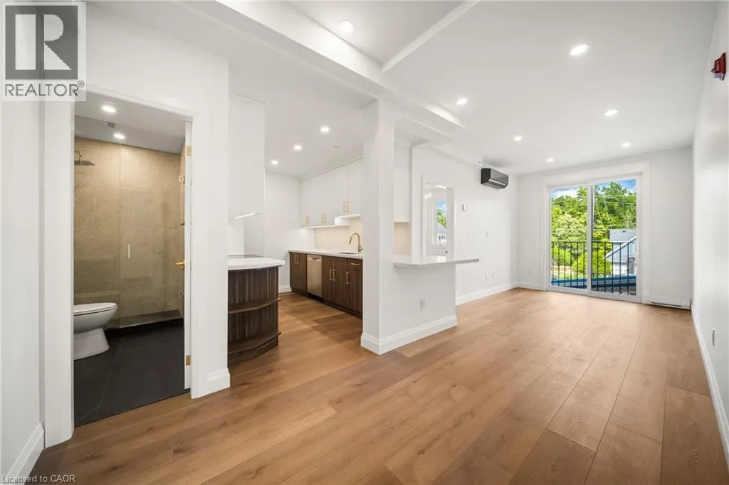 153 MAIN Street E Unit# 1, #1