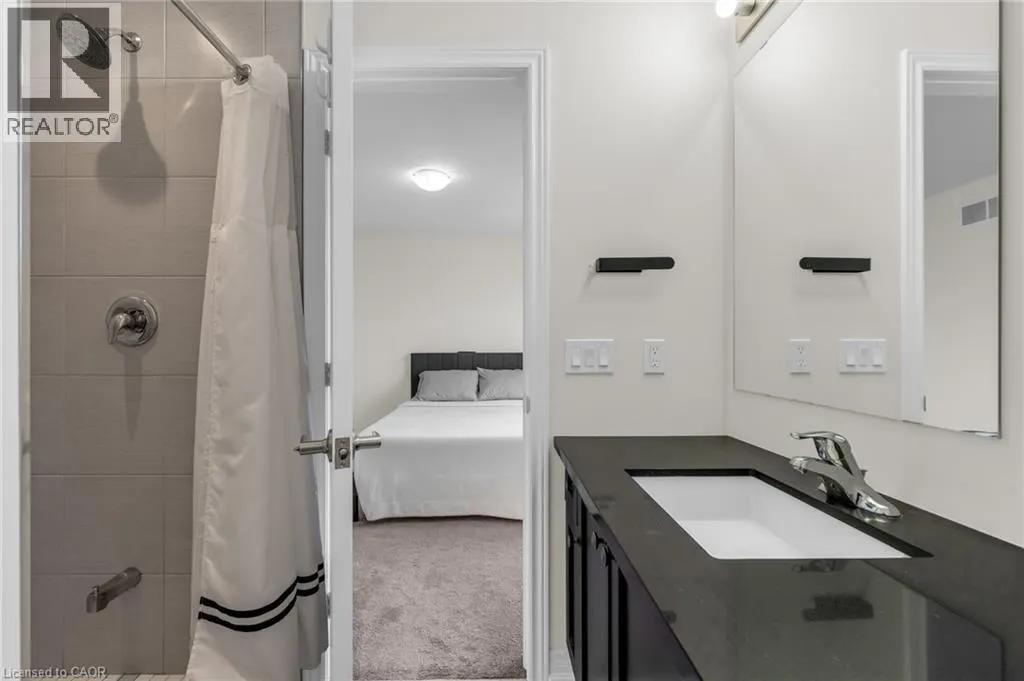 19 PICARDY Drive Unit# 15, #15