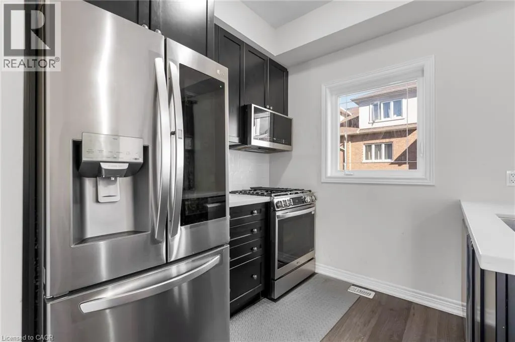 19 PICARDY Drive Unit# 15, #15