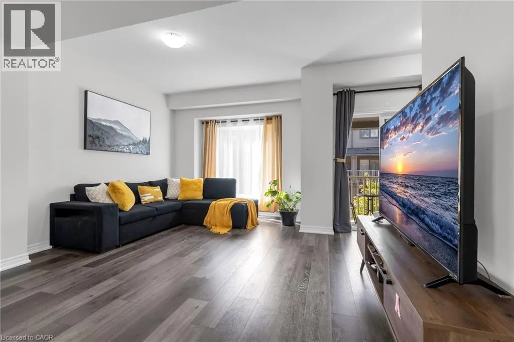 19 PICARDY Drive Unit# 15, #15