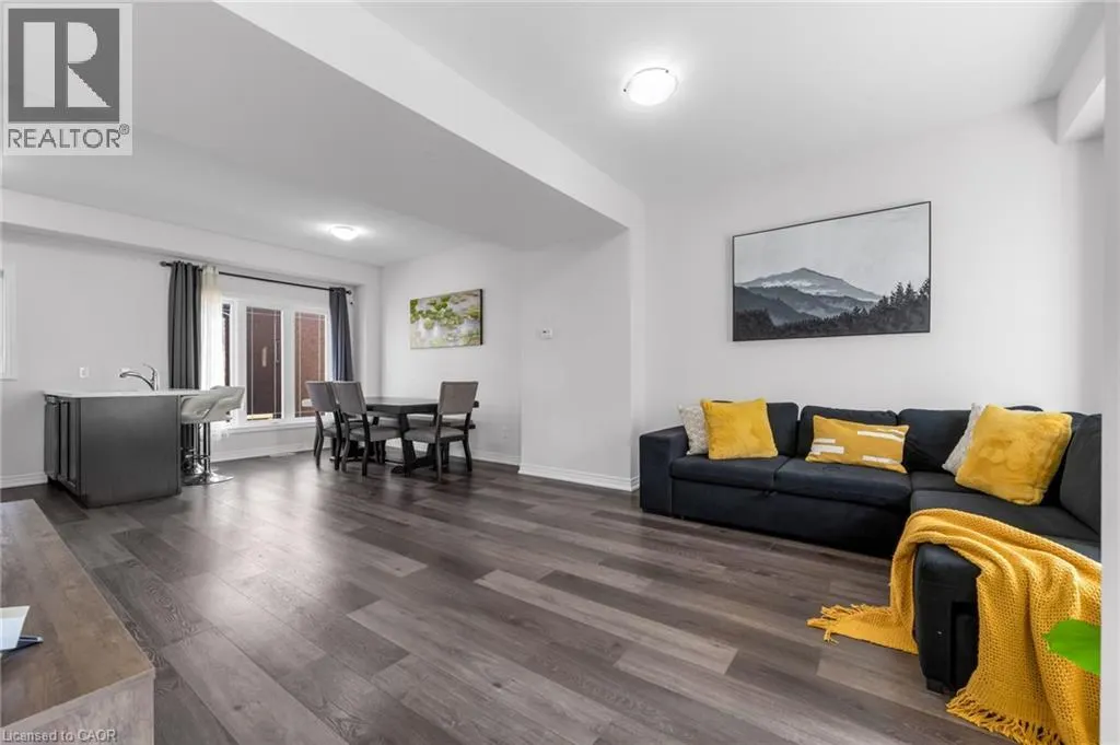 19 PICARDY Drive Unit# 15, #15