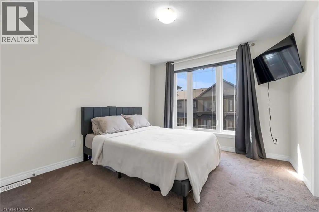 19 PICARDY Drive Unit# 15, #15