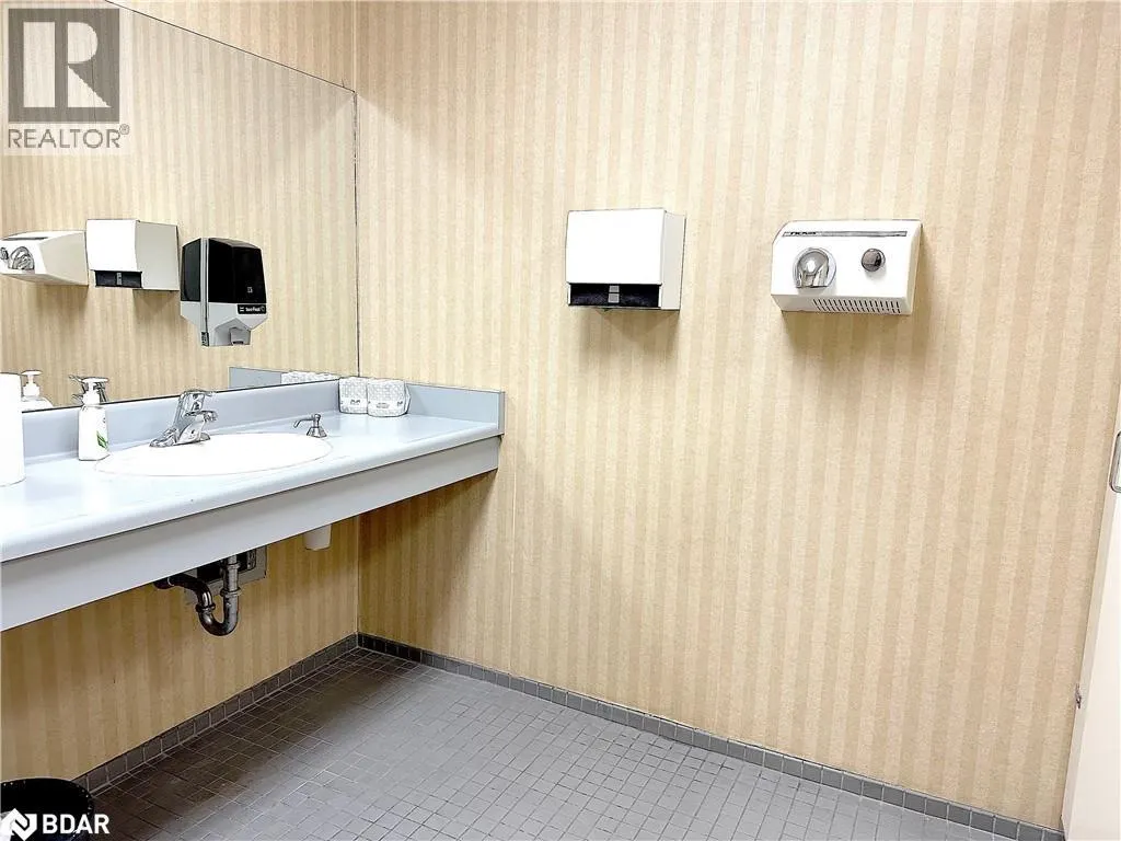 85 BAYFIELD Street Unit# 204, #204