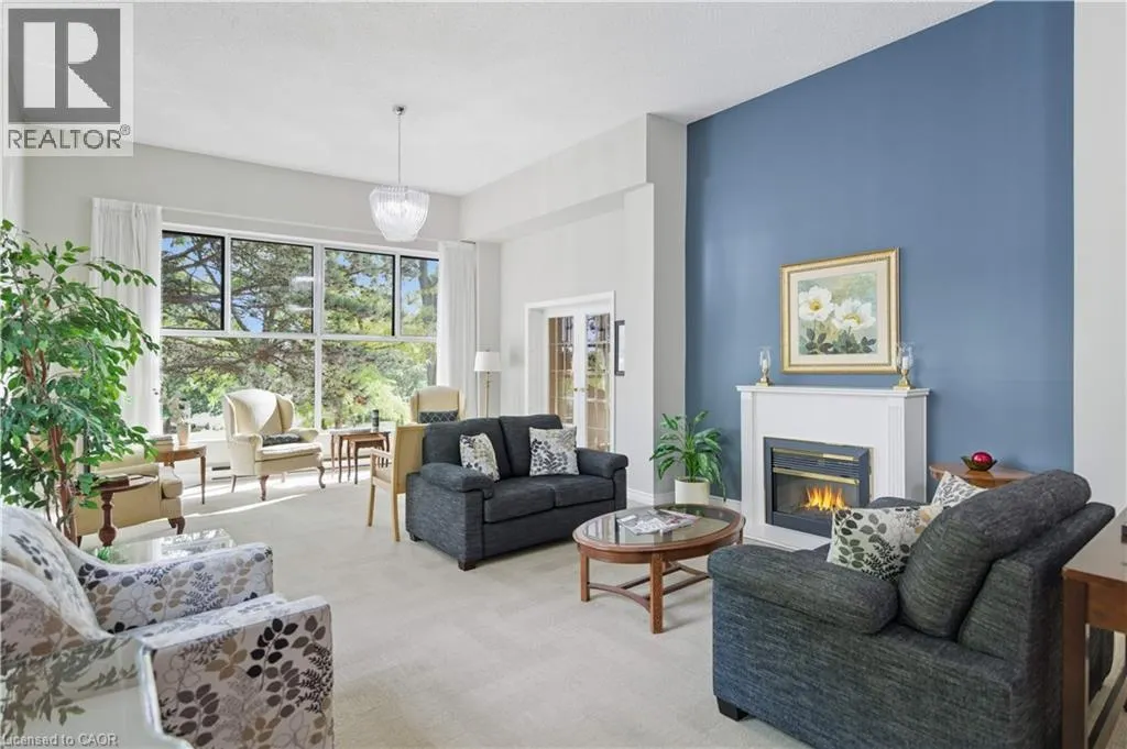 20 BERKLEY Road Unit# 702, #702