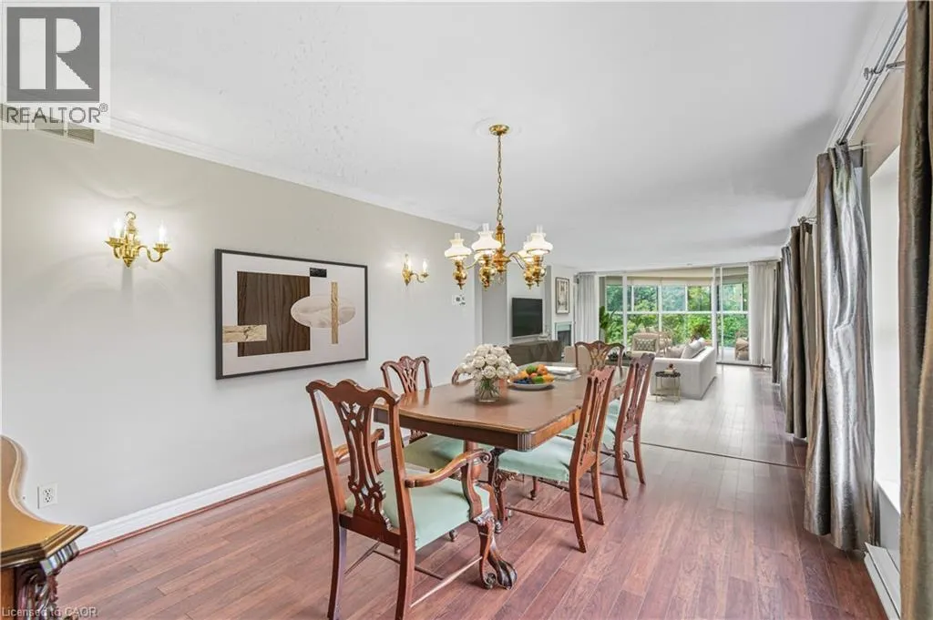 20 BERKLEY Road Unit# 702, #702