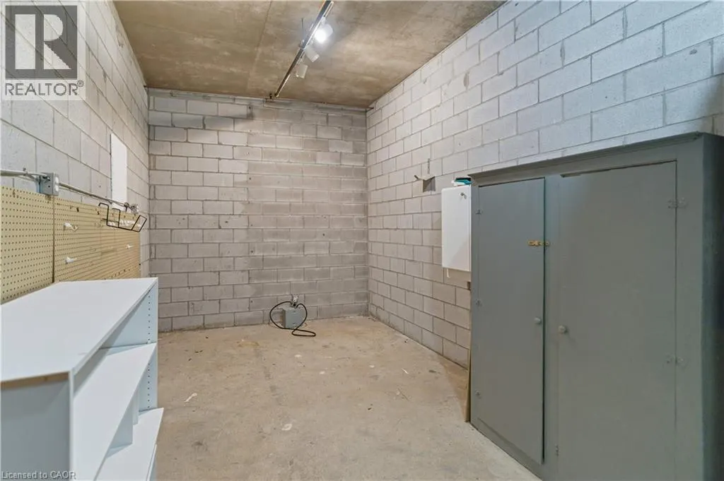 20 BERKLEY Road Unit# 702, #702