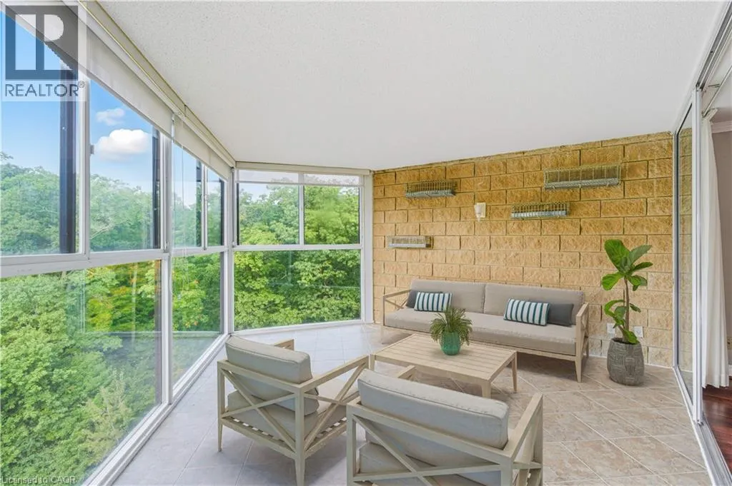 20 BERKLEY Road Unit# 702, #702