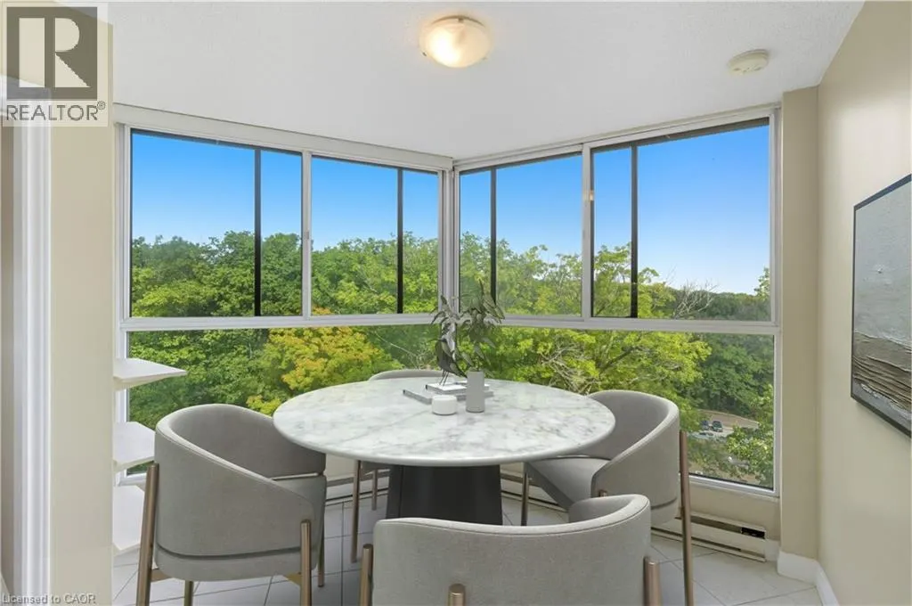 20 BERKLEY Road Unit# 702, #702