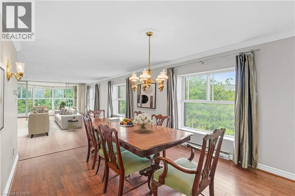 20 BERKLEY Road Unit# 702, #702