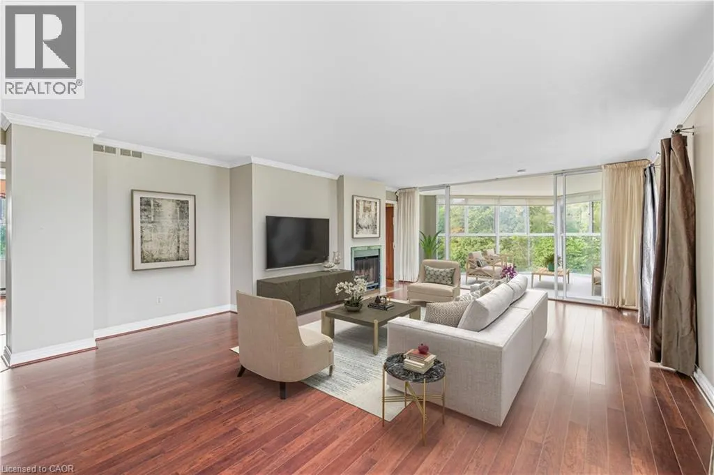 20 BERKLEY Road Unit# 702, #702