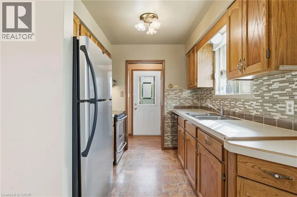 7385 NORTH DORSET Place