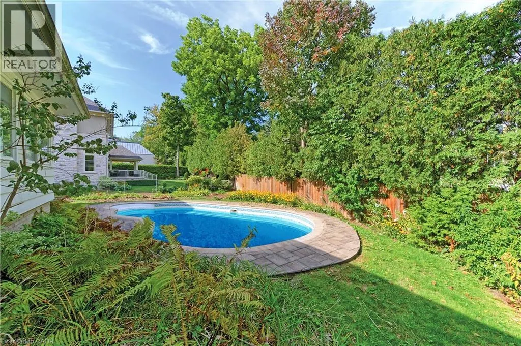 111 GLOUCESTER Avenue