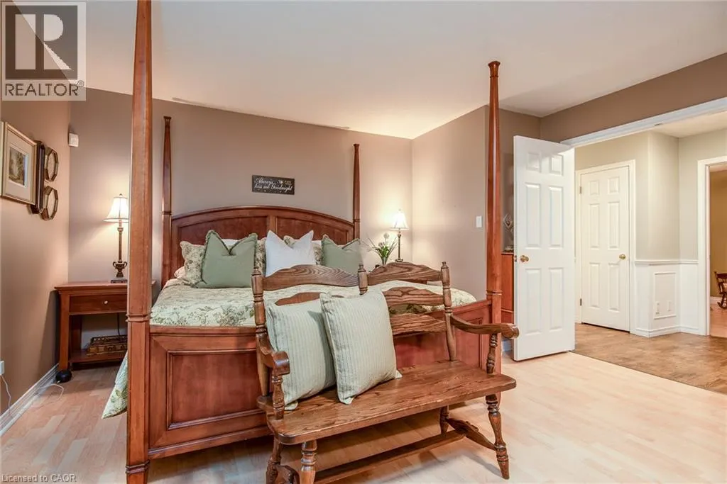 372 GATESTONE Boulevard