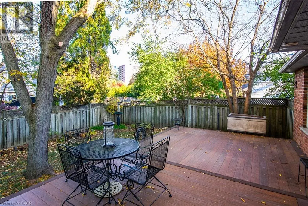 372 GATESTONE Boulevard