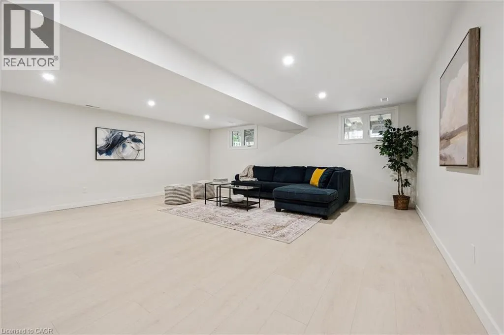 459 DRUMMERHILL Crescent