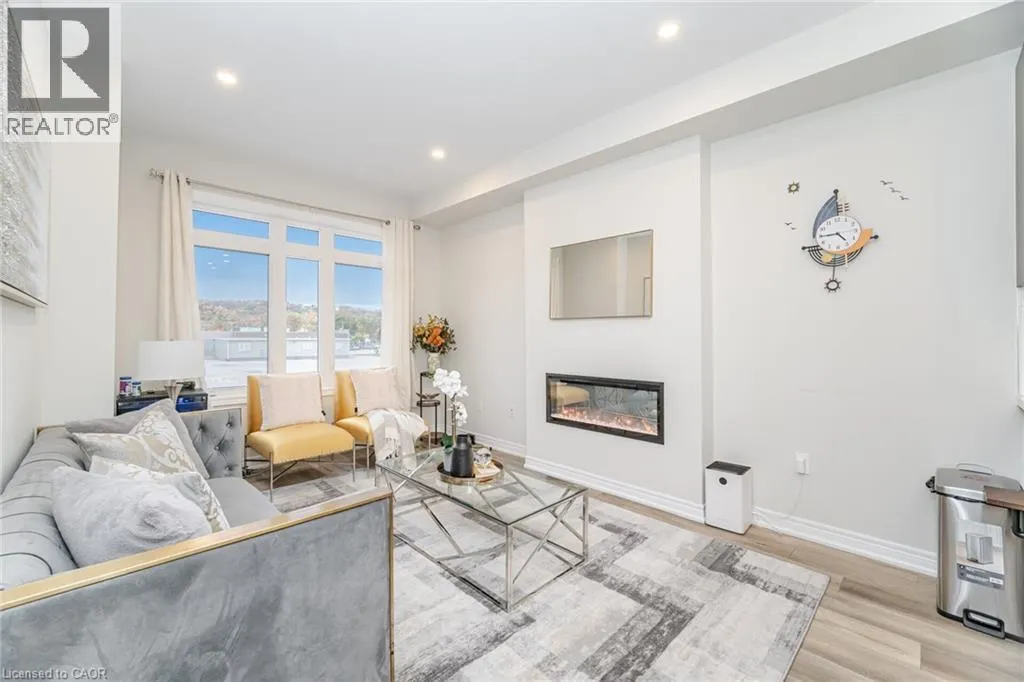 40 ZINFANDEL Drive Unit# 3, #3