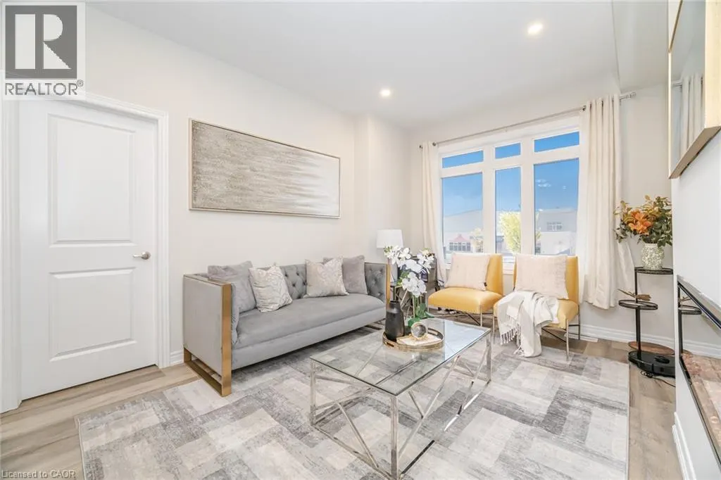 40 ZINFANDEL Drive Unit# 3, #3