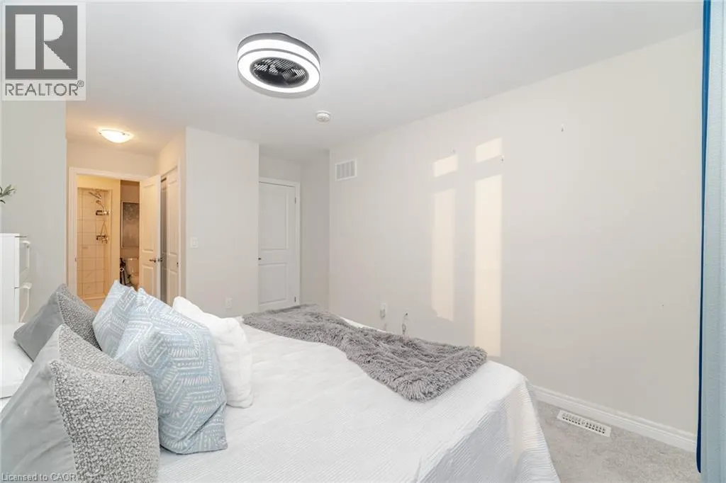 40 ZINFANDEL Drive Unit# 3, #3