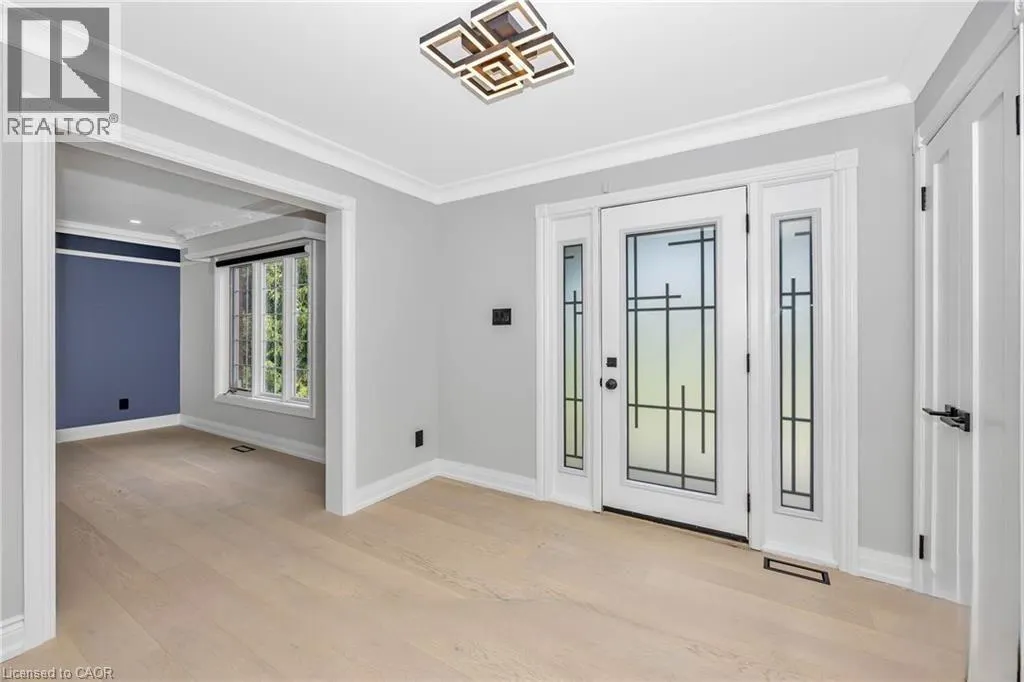 141 KERRY HILL Crescent