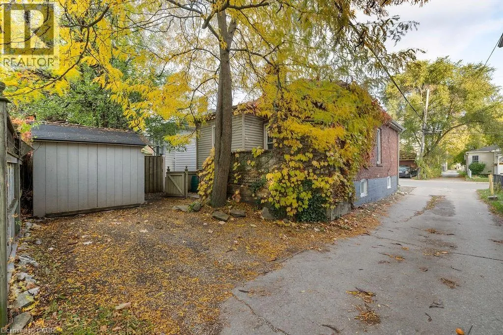 2 1/2 EAST 23RD Street