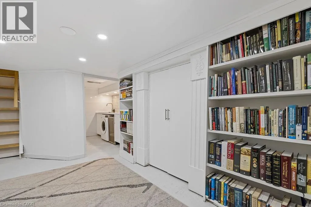 2 1/2 EAST 23RD Street