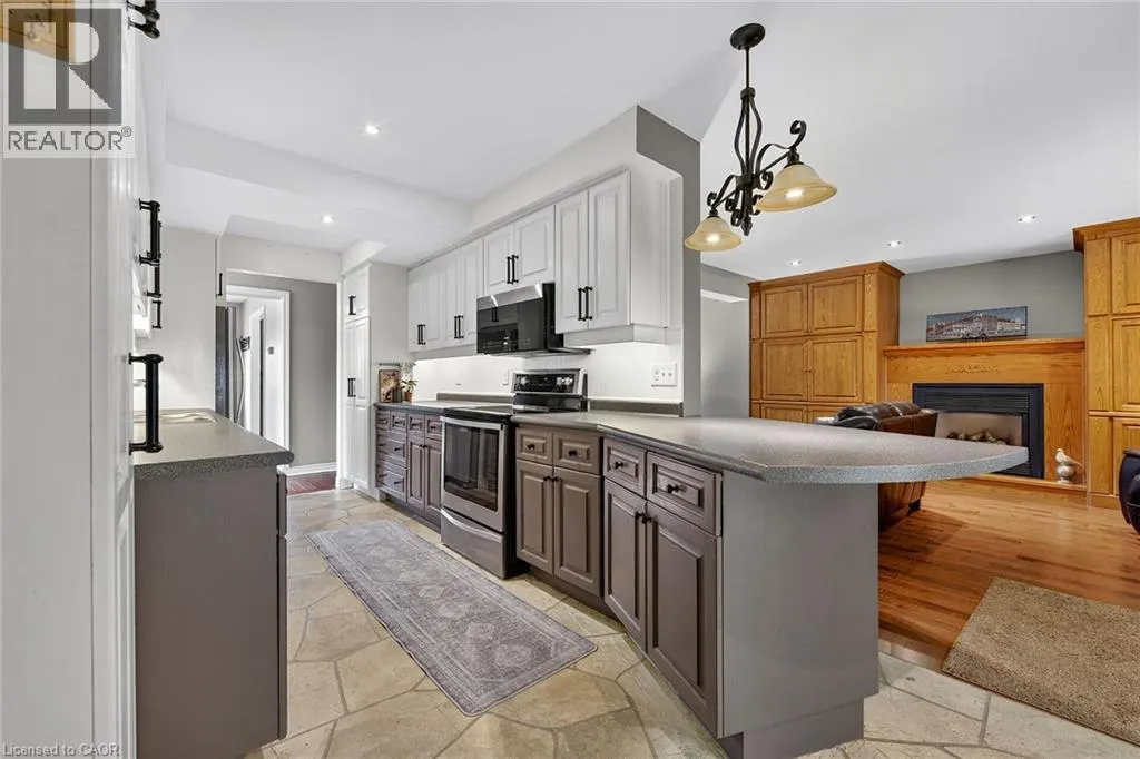 129 GORDON DRUMMOND Avenue