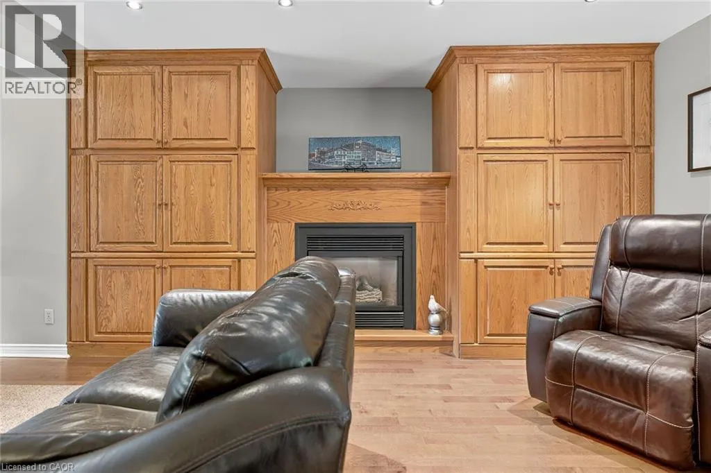 129 GORDON DRUMMOND Avenue