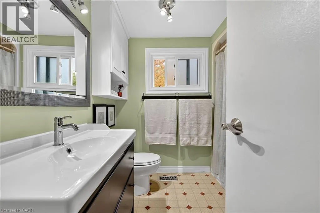 129 GORDON DRUMMOND Avenue