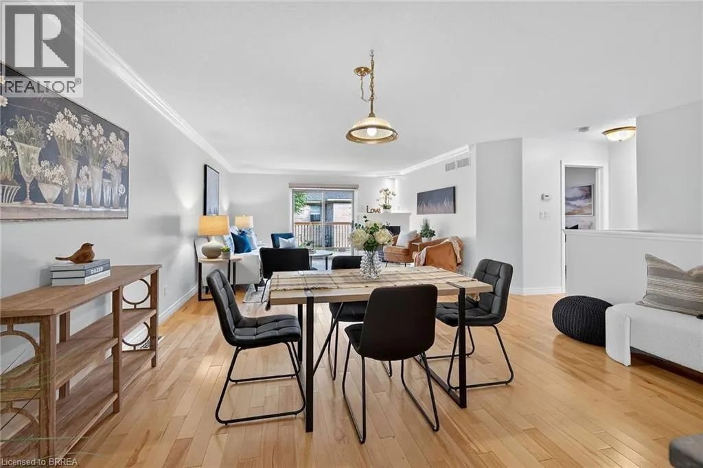 385 PARK Road N Unit# 4, #4