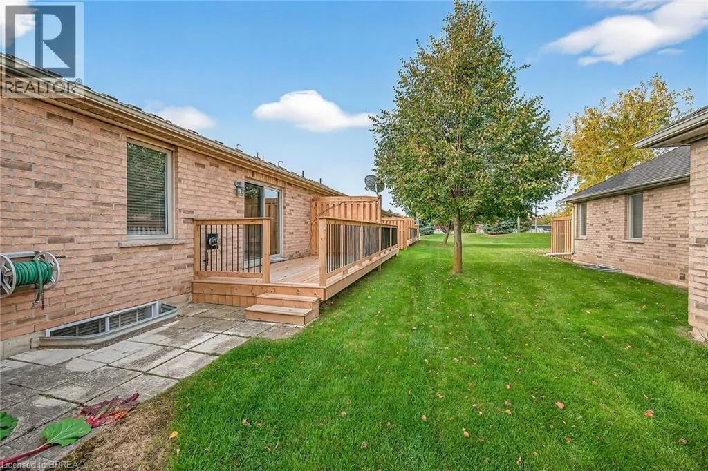 385 PARK Road N Unit# 4, #4