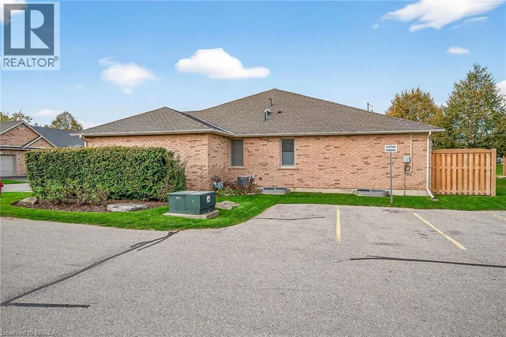 385 PARK Road N Unit# 4, #4