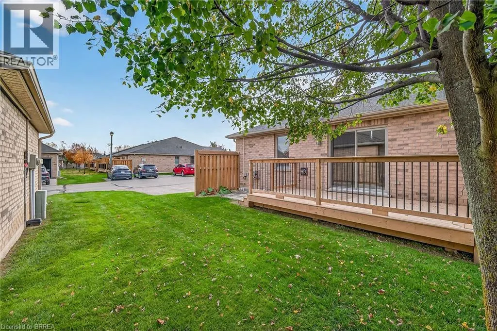 385 PARK Road N Unit# 4, #4