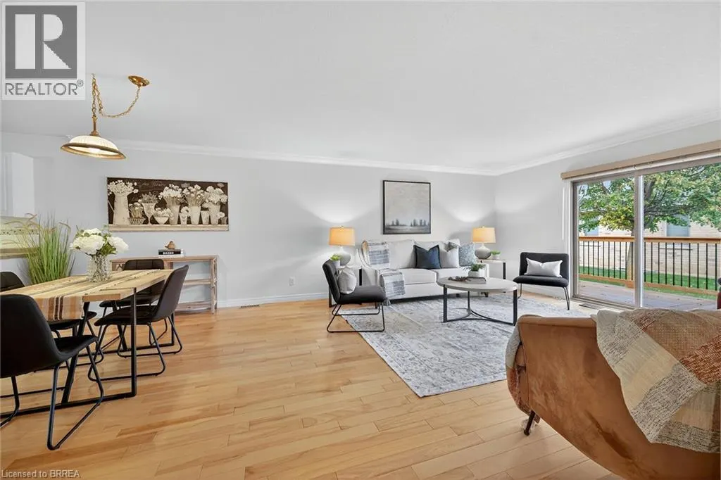 385 PARK Road N Unit# 4, #4