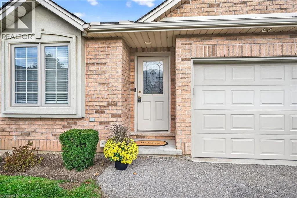 385 PARK Road N Unit# 4, #4