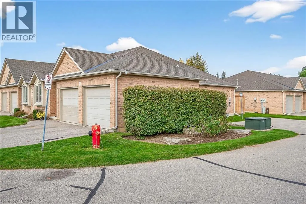 385 PARK Road N Unit# 4, #4