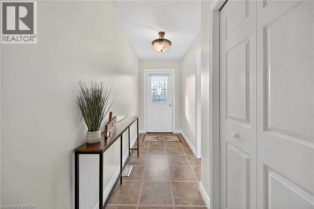 385 PARK Road N Unit# 4, #4