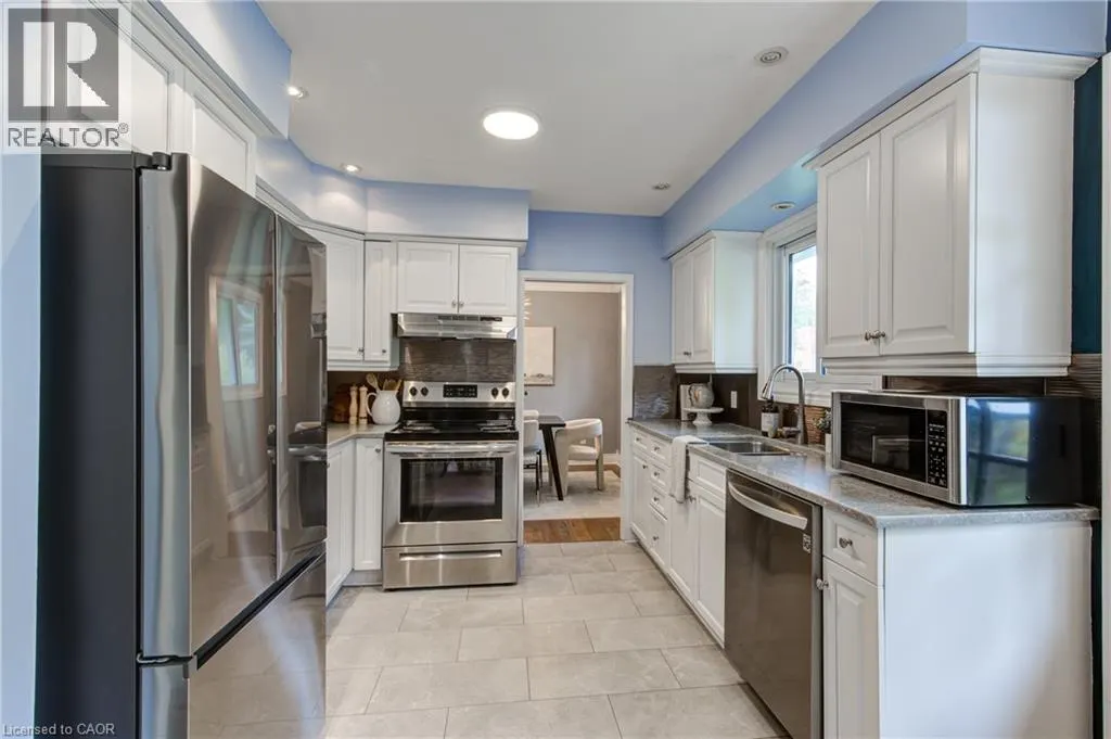 55 ALTADORE Crescent