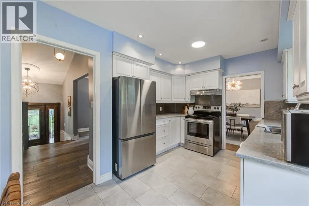 55 ALTADORE Crescent