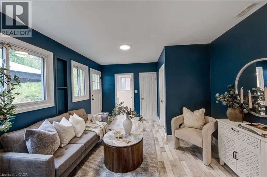 55 ALTADORE Crescent