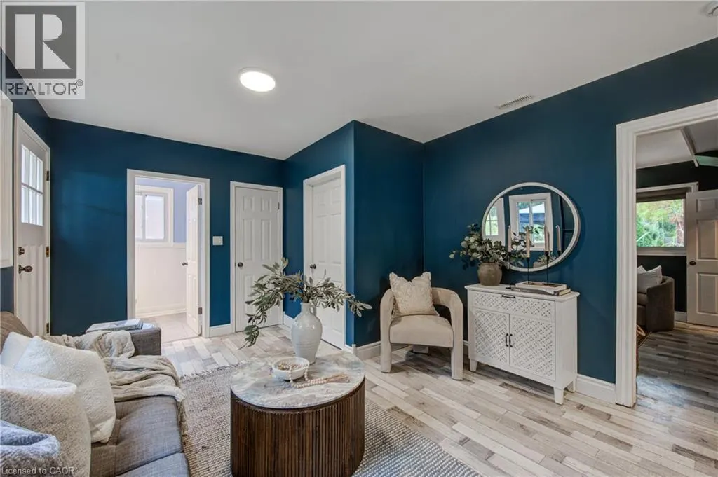 55 ALTADORE Crescent